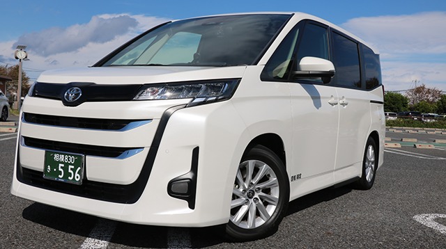 ご遺体をお迎えする寝台車